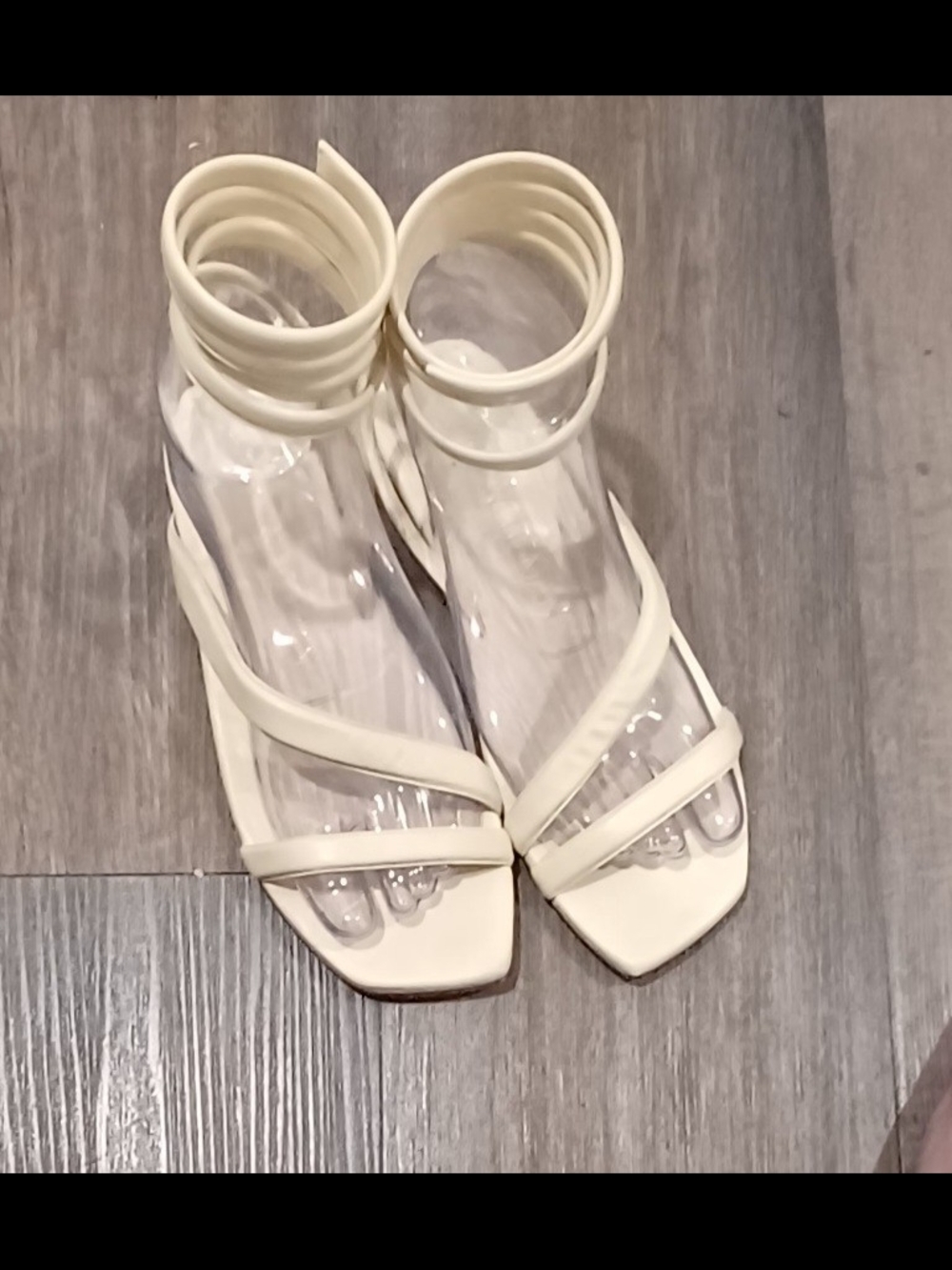 Stuart Weitzman Beatrix Cream Leather Strappy Ankle-Wrap Sandals Size 6.5